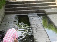 白土湖畔に洗い場